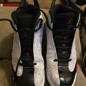 Jordan Men's Black, White, and Red Patterned Sneakers